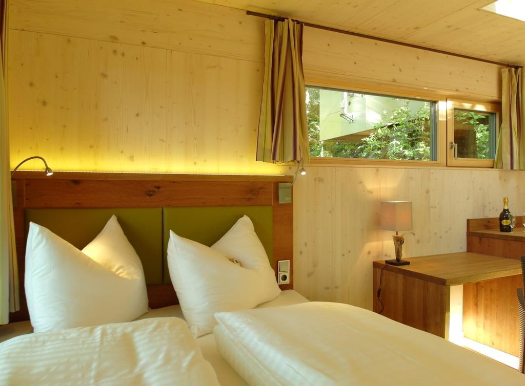 Baumhaus Lodge Schrems Schrems  الغرفة الصورة