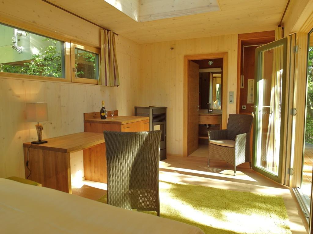 Baumhaus Lodge Schrems Schrems  الغرفة الصورة
