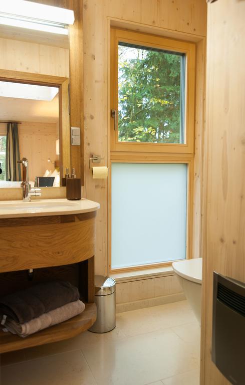 Baumhaus Lodge Schrems Schrems  المظهر الخارجي الصورة